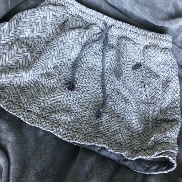 Kenar Dresses & Skirts - 3/$25 skirt with drawstring